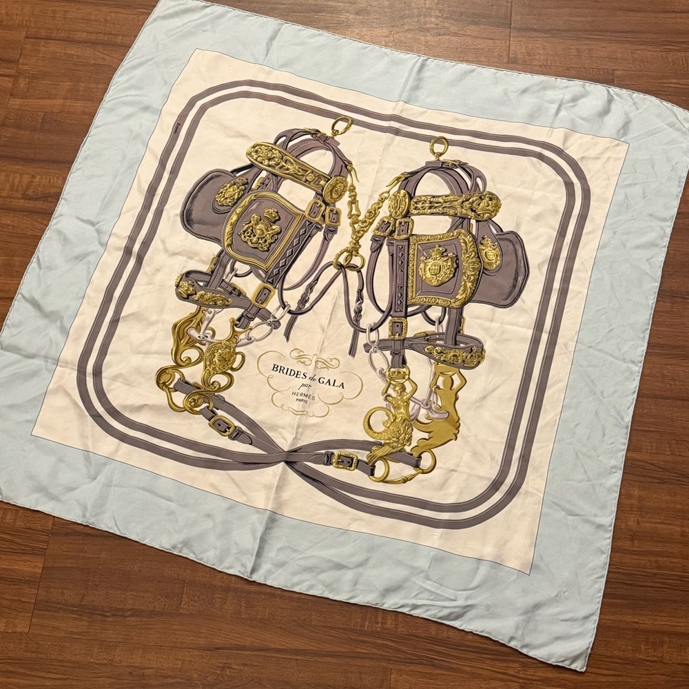 Hermès Brides de Gala Scarf - Picture 2 of 11
